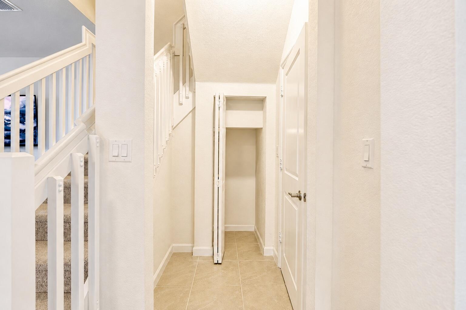 12092 NW 24TH Place, Miami FL 33167 photo 4