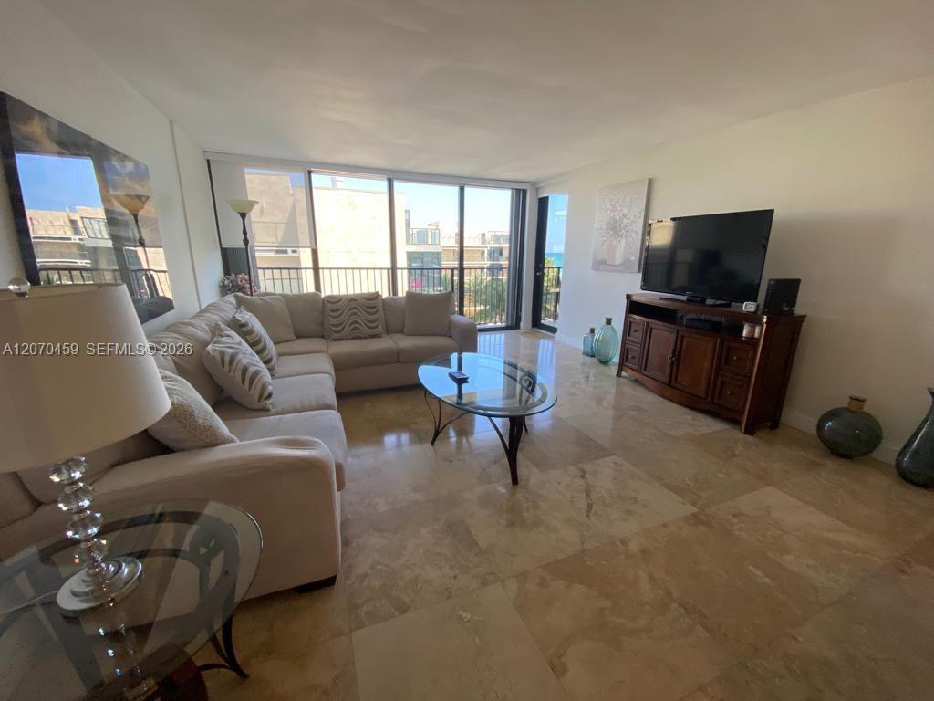 2101 S Ocean Dr # 501, Hollywood FL 33019 photo 4