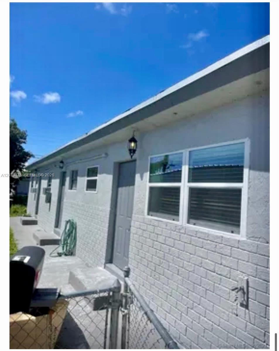 741 NW 4th St # 3, Hallandale Beach FL 33009