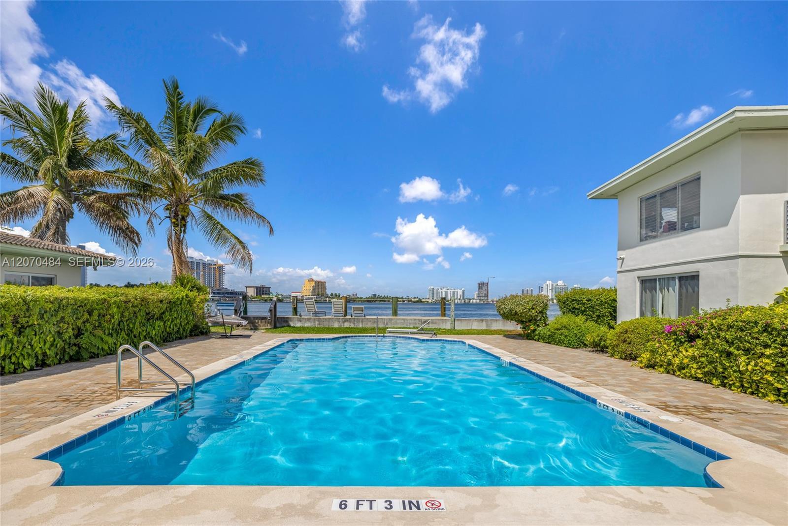 2250 Bay Dr # 7, Miami Beach FL 33141 photo 4