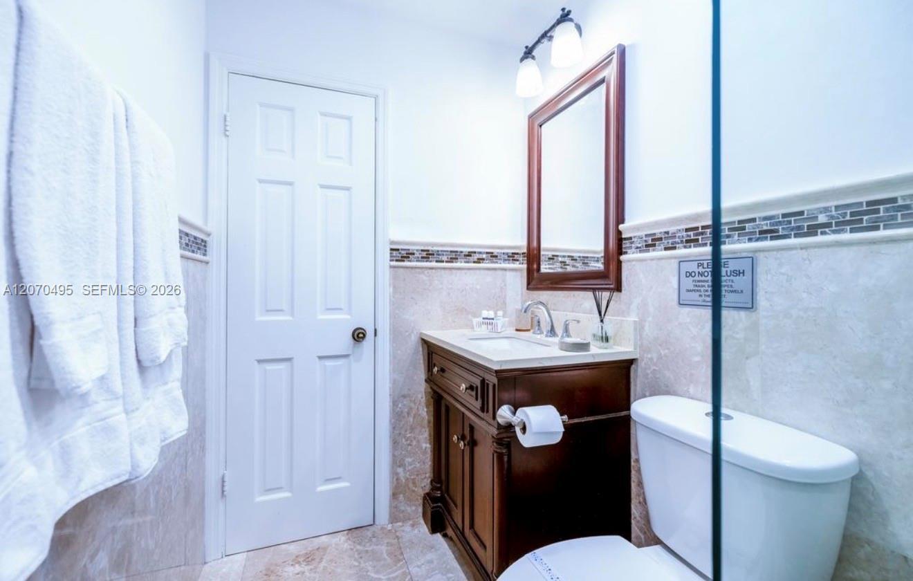 12440 SW 207th Ter, Miami FL 33177 photo 5