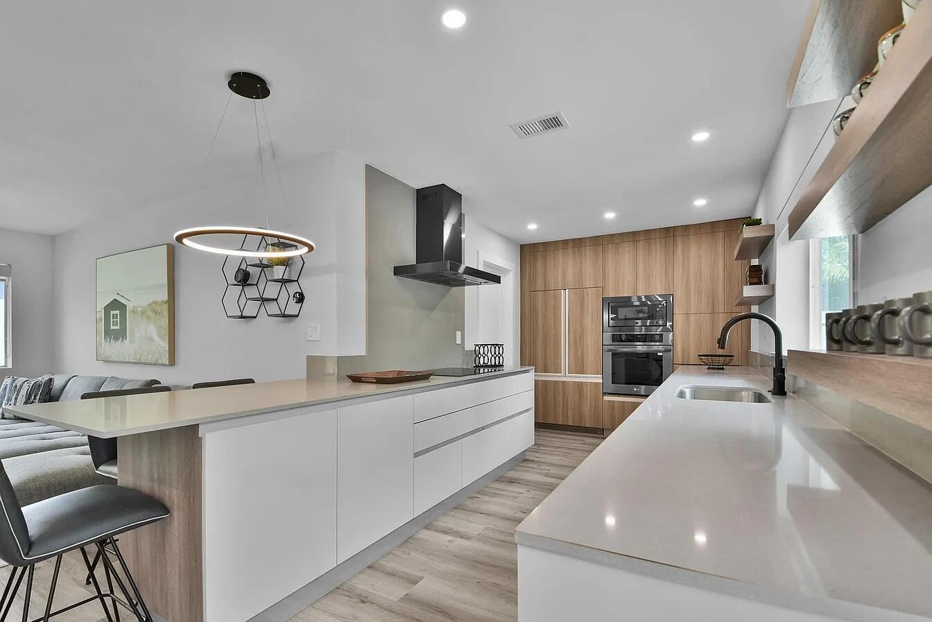 803 BLUEBIRD Drive, Delray Beach FL 33444 photo 3
