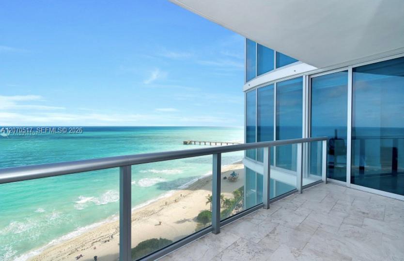 Sunny Isles Beach, FL