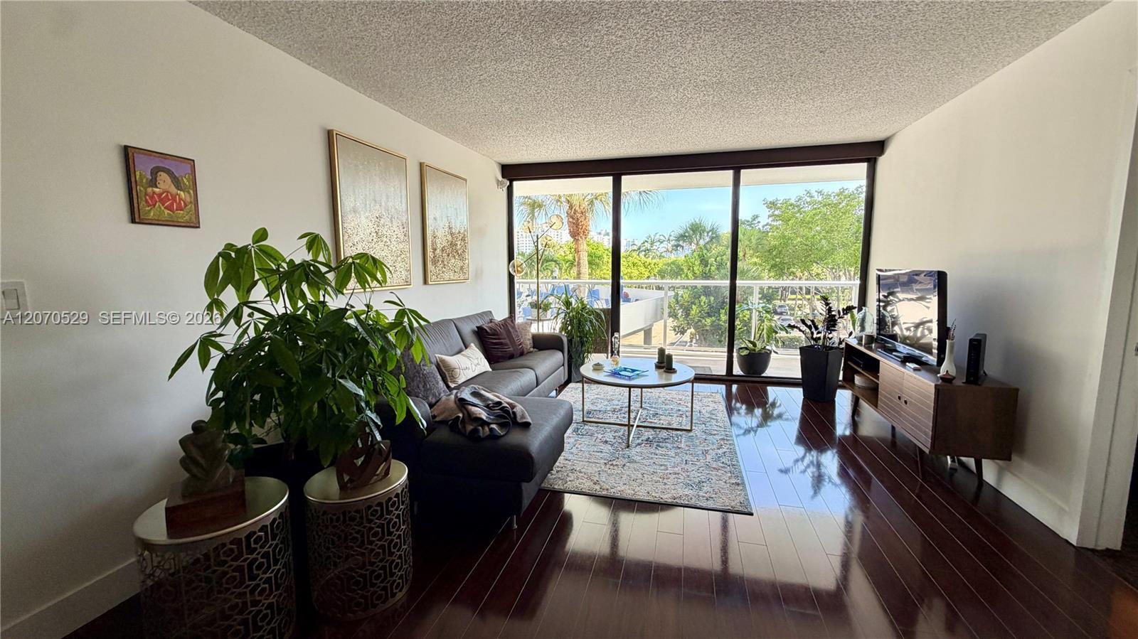 3701 N Country Club Dr # 304, Aventura FL 33180 photo 2