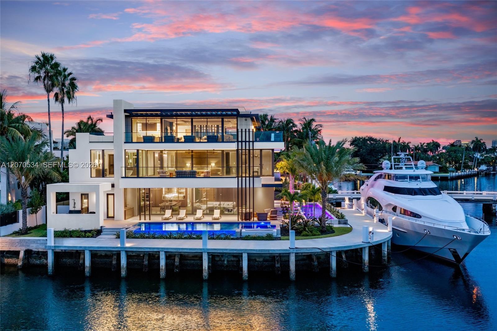 1400 W Lake Dr, Fort Lauderdale FL 33316