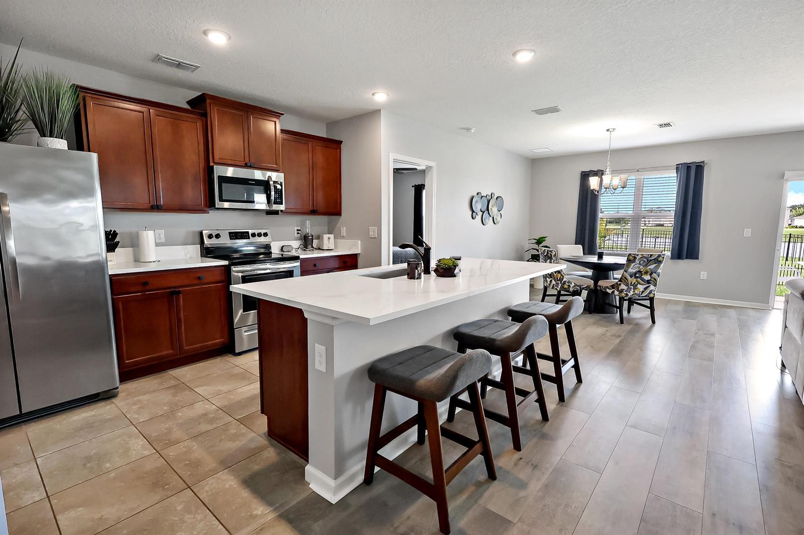 2709 Granville Manor SW, Vero Beach FL 32968 photo 4