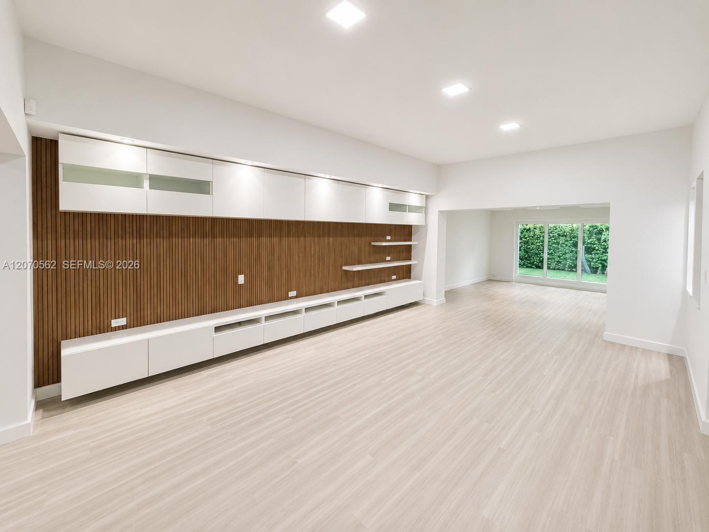 4726 Alton Rd, Miami Beach FL 33140 photo 4
