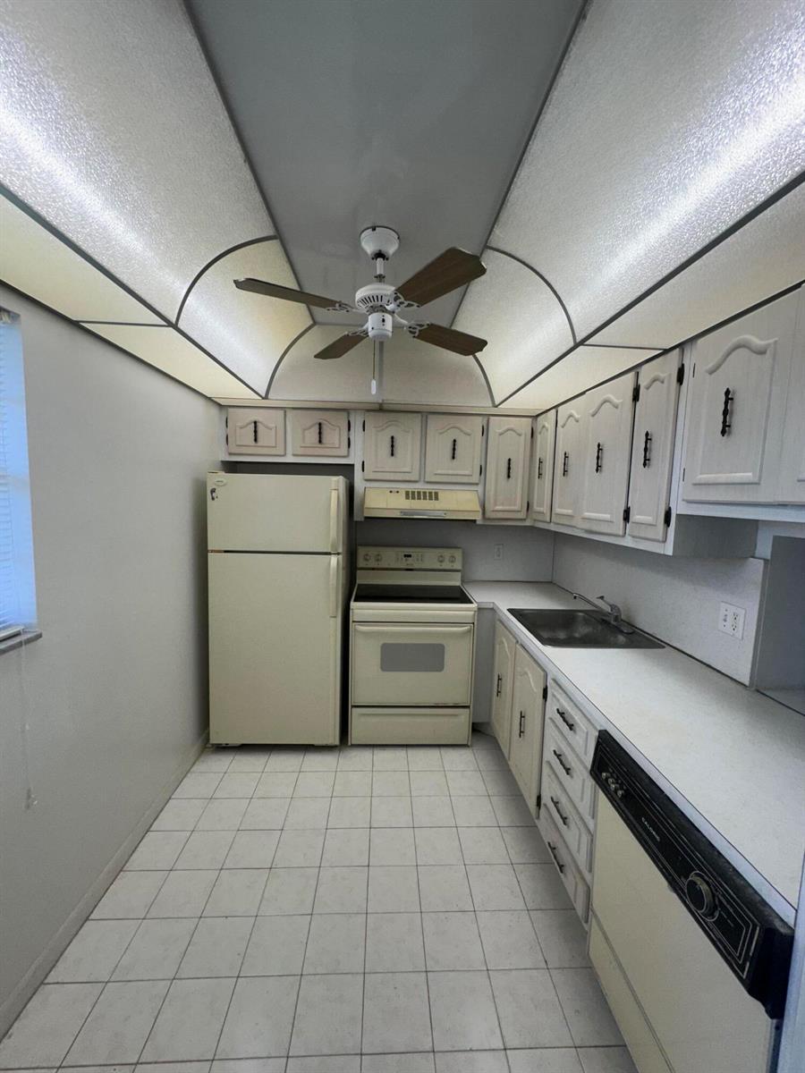 2600 NE 1st Lane # 413, Boynton Beach FL 33435 photo 5
