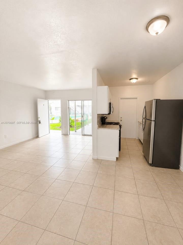 1951 NE 167th St # 15, North Miami Beach FL 33162 photo 2