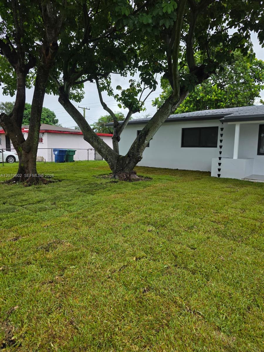 2910 NW 175th St, Miami Gardens FL 33056 photo 2