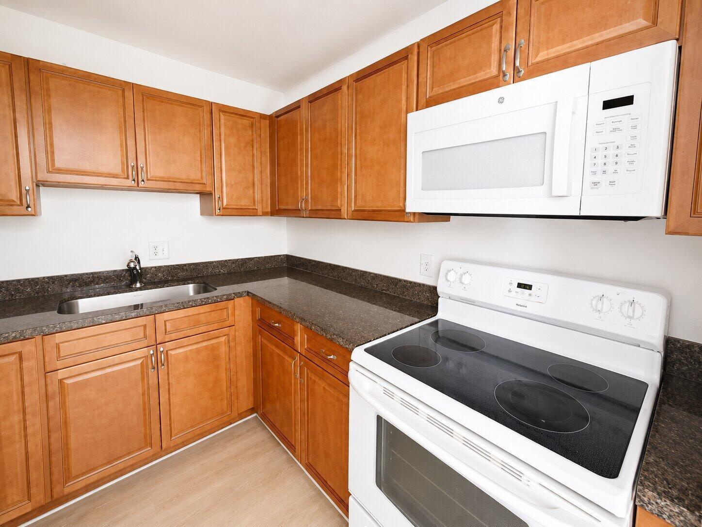 2201 NE 36TH Street # 102, Lighthouse Point FL 33064 photo 4