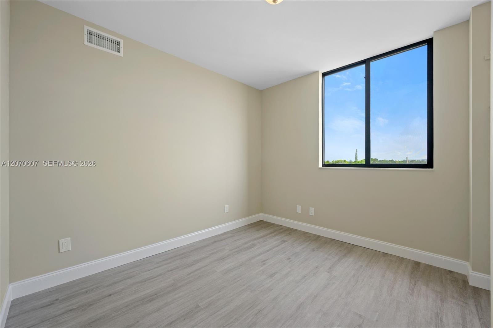 1020 NW 2 Ave # 302, Hallandale Beach FL 33009 photo 3