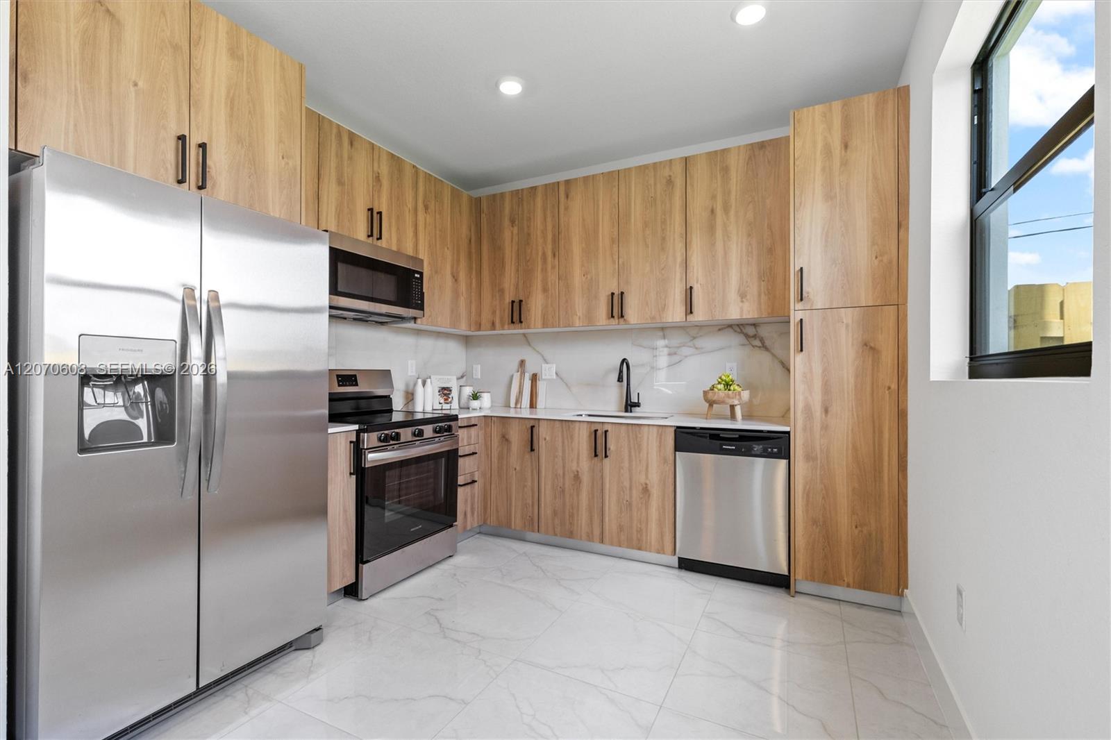 13309 SW 265th Ter, Homestead FL 33032 photo 4