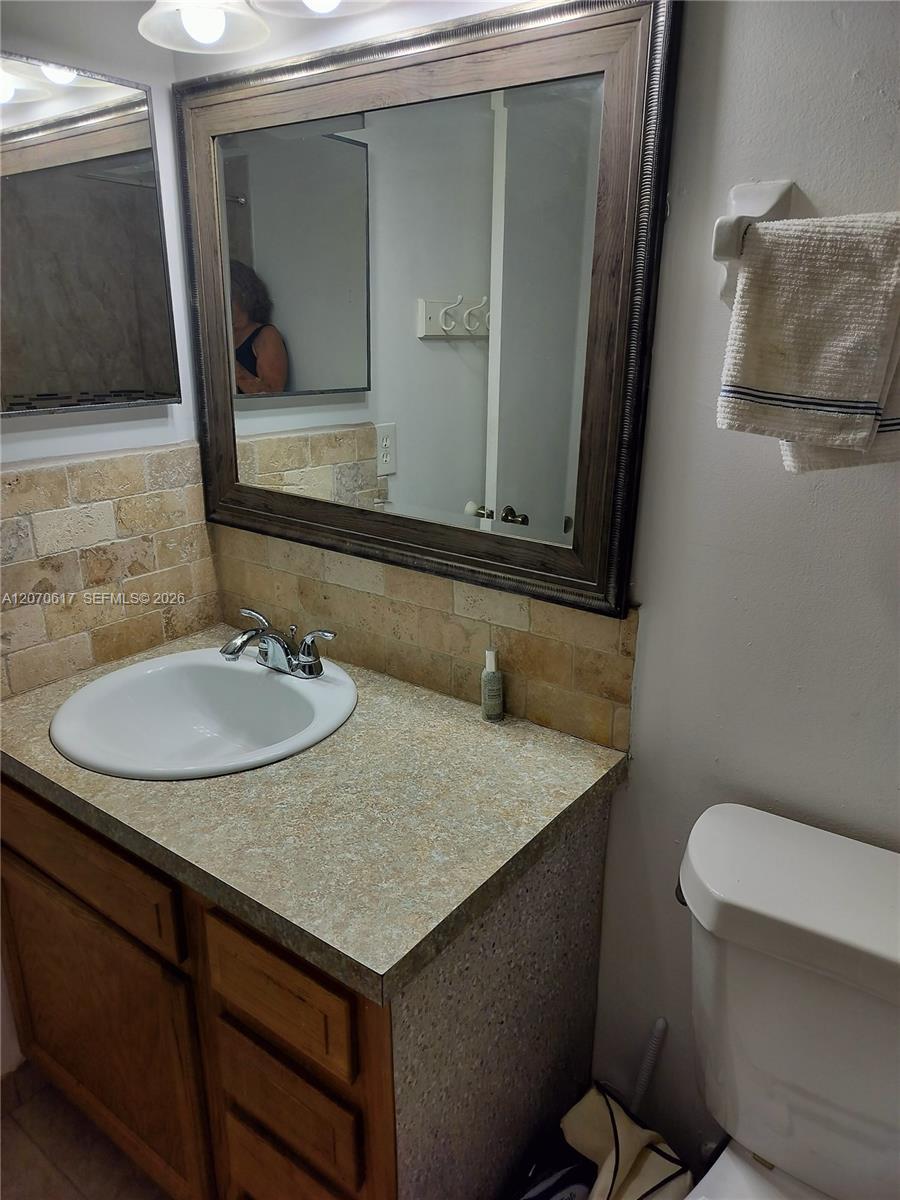 213 Woodbridge Dr, Jupiter FL 33458 photo 4