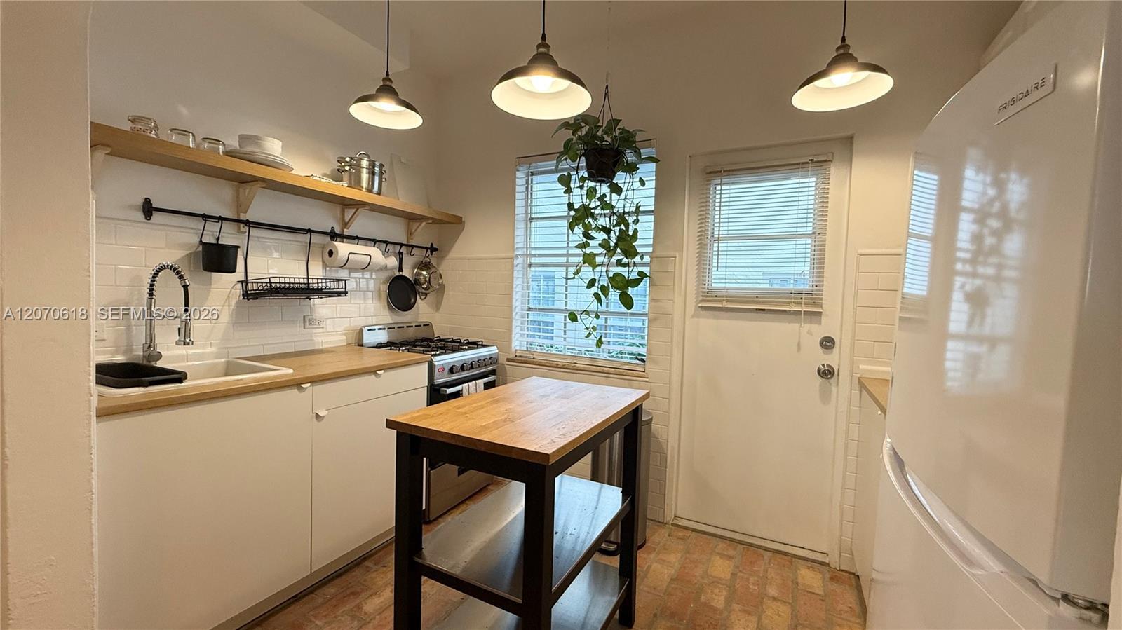 1250 Drexel Ave # 9, Miami Beach FL 33139 photo 5