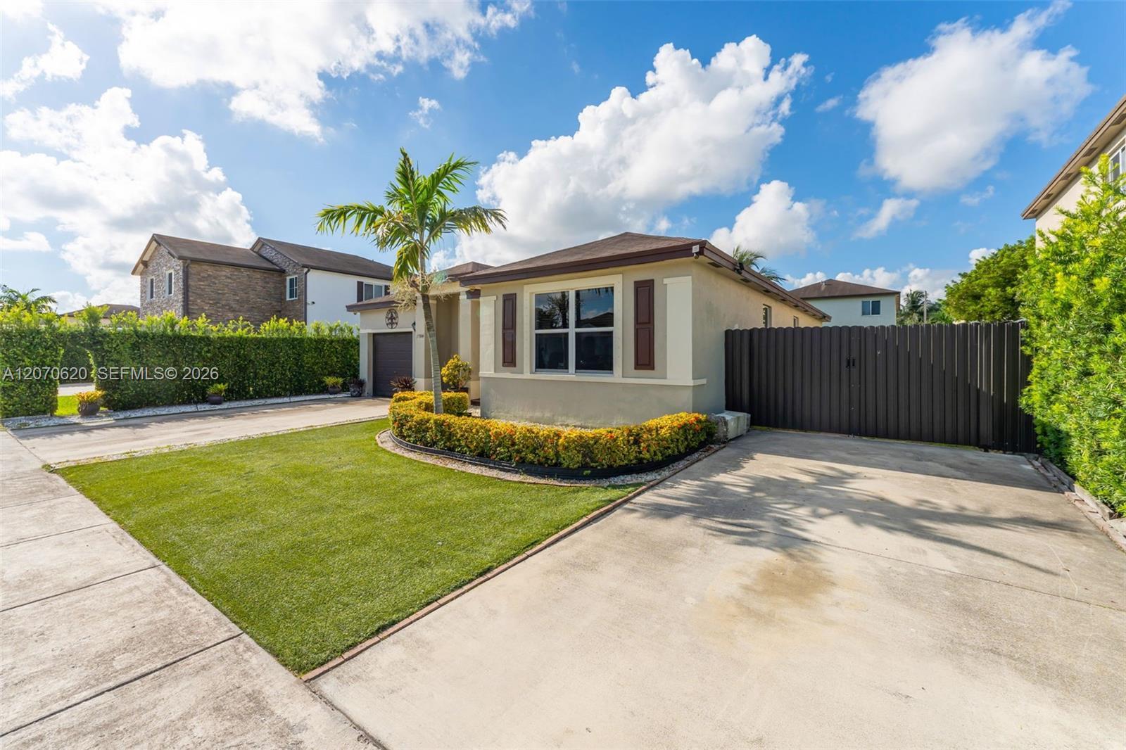 18984 SW 319th St, Homestead FL 33030 photo 2