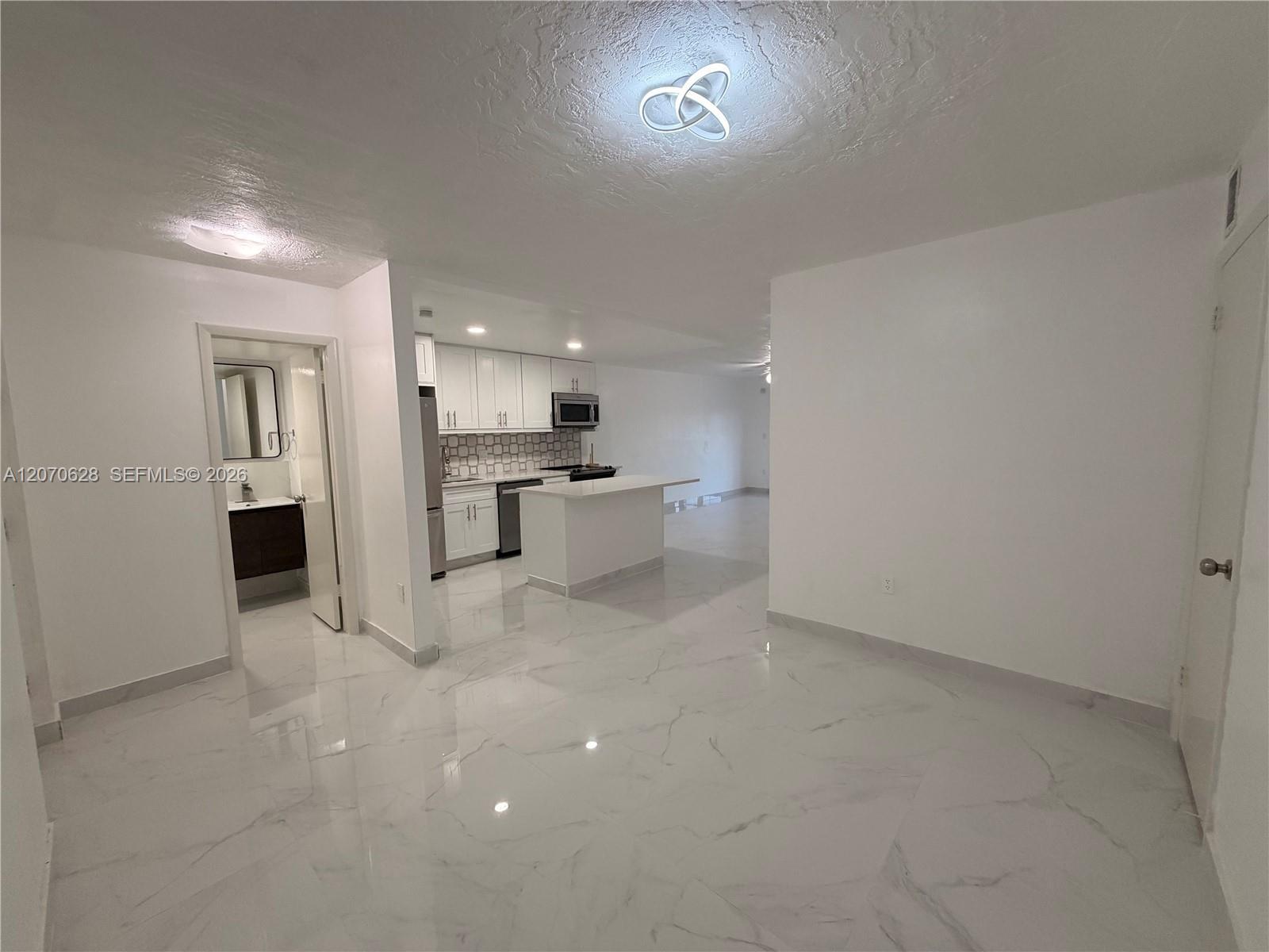 7000 NW 17th St # 320, Plantation FL 33313 photo 2