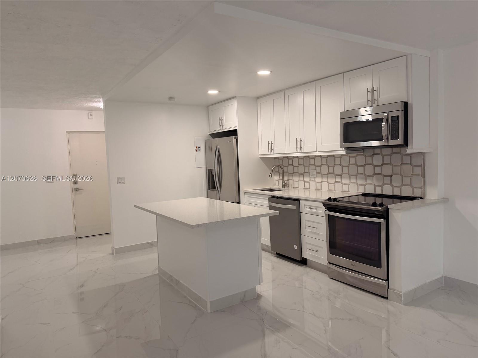 7000 NW 17th St # 320, Plantation FL 33313 photo 4