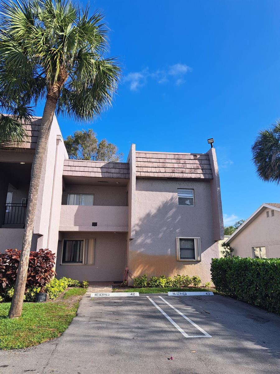 2929 ZORNO Way # 207, Delray Beach FL 33445