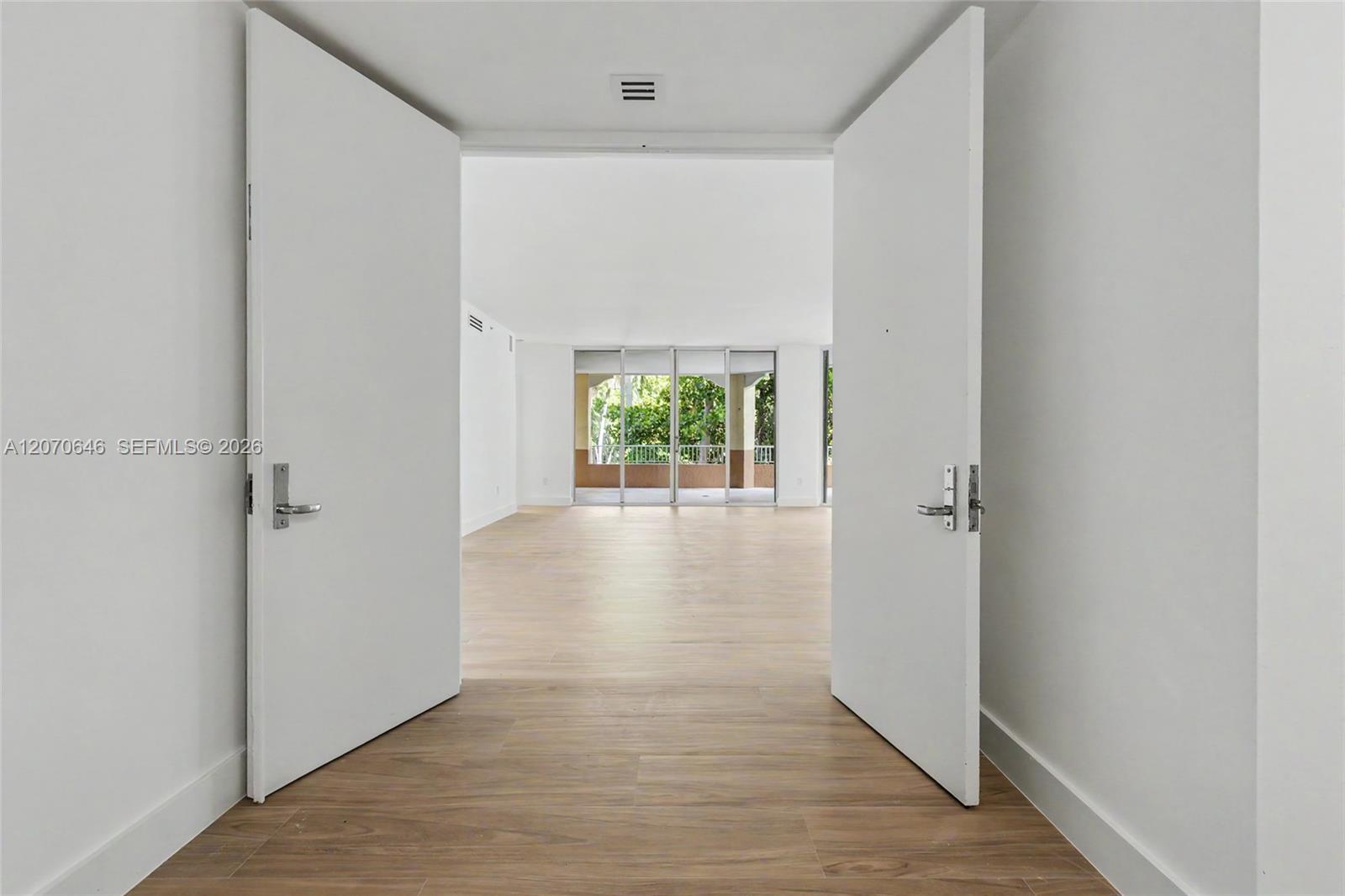 731 Crandon Blvd # 208, Key Biscayne FL 33149 photo 3