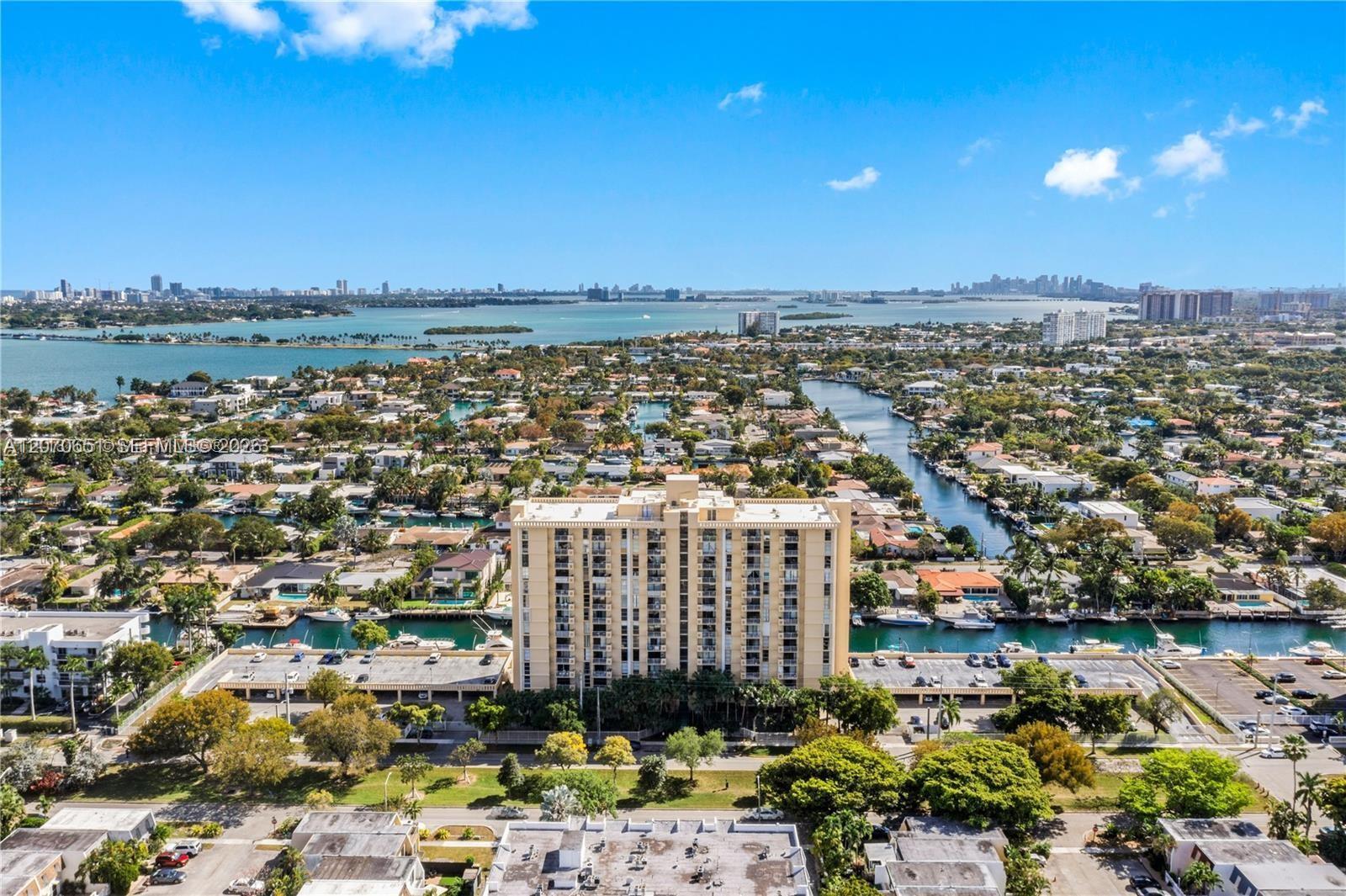2350 NE 135th St # 403, North Miami FL 33181 photo 3