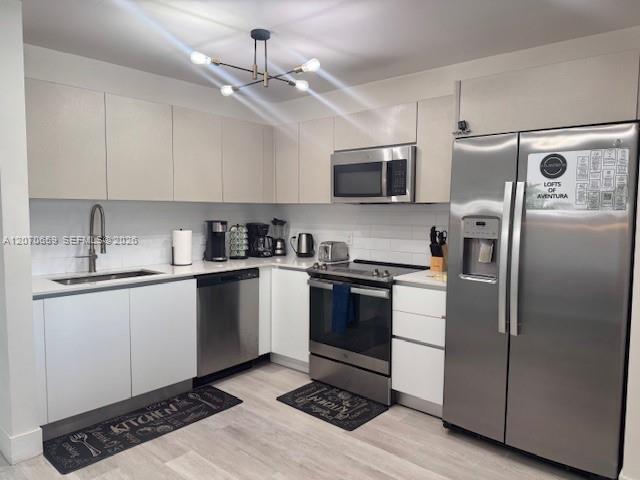 19380 NE 26 AVE # 304, Miami FL 33180 photo 2