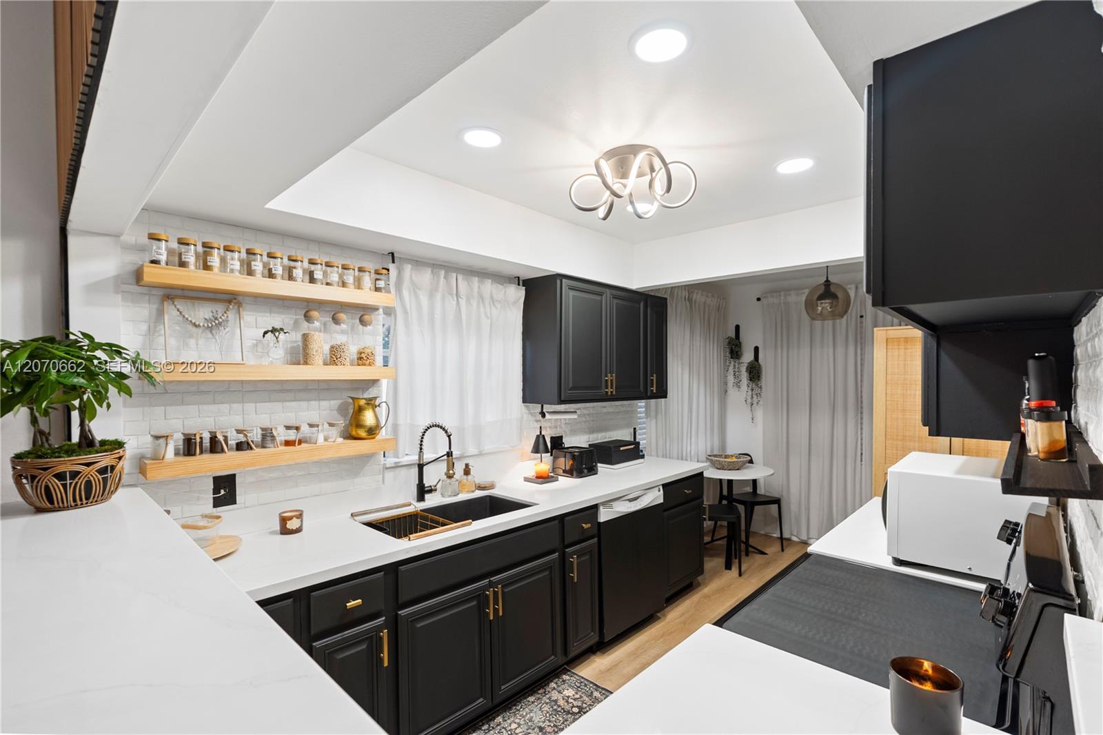 Pembroke Pines, FL 33024 photo 4