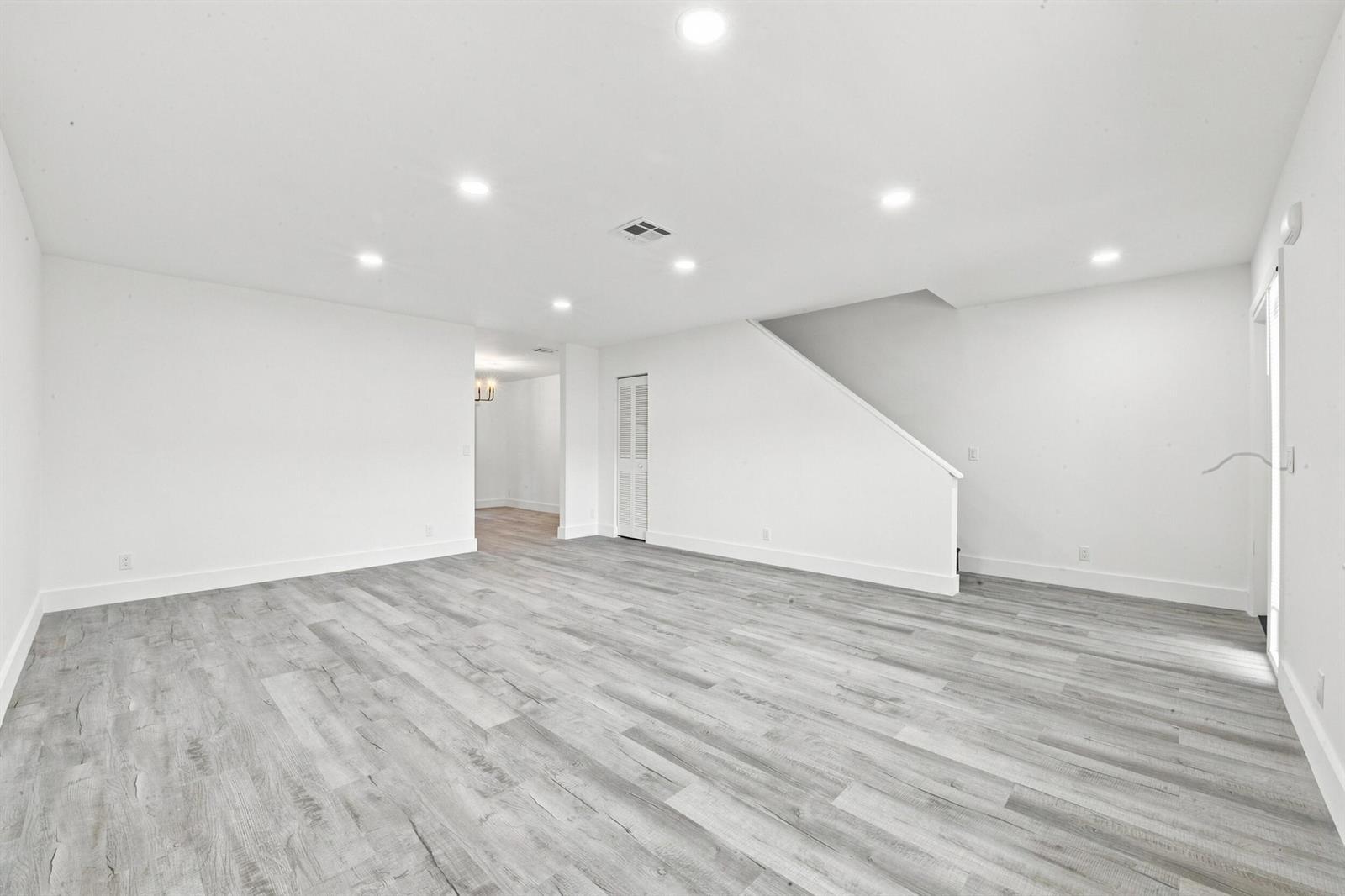 621 NW 47th Street, Deerfield Beach FL 33064 photo 4