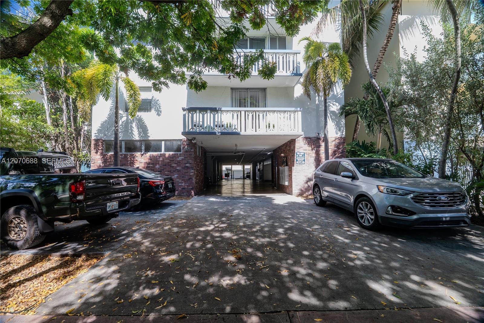 921 Jefferson Ave # 3C, Miami Beach FL 33139