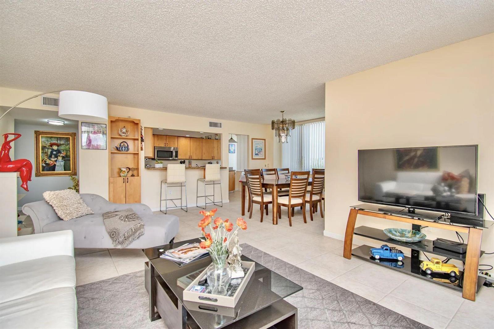 3912 S Ocean Boulevard, Highland Beach FL 33487