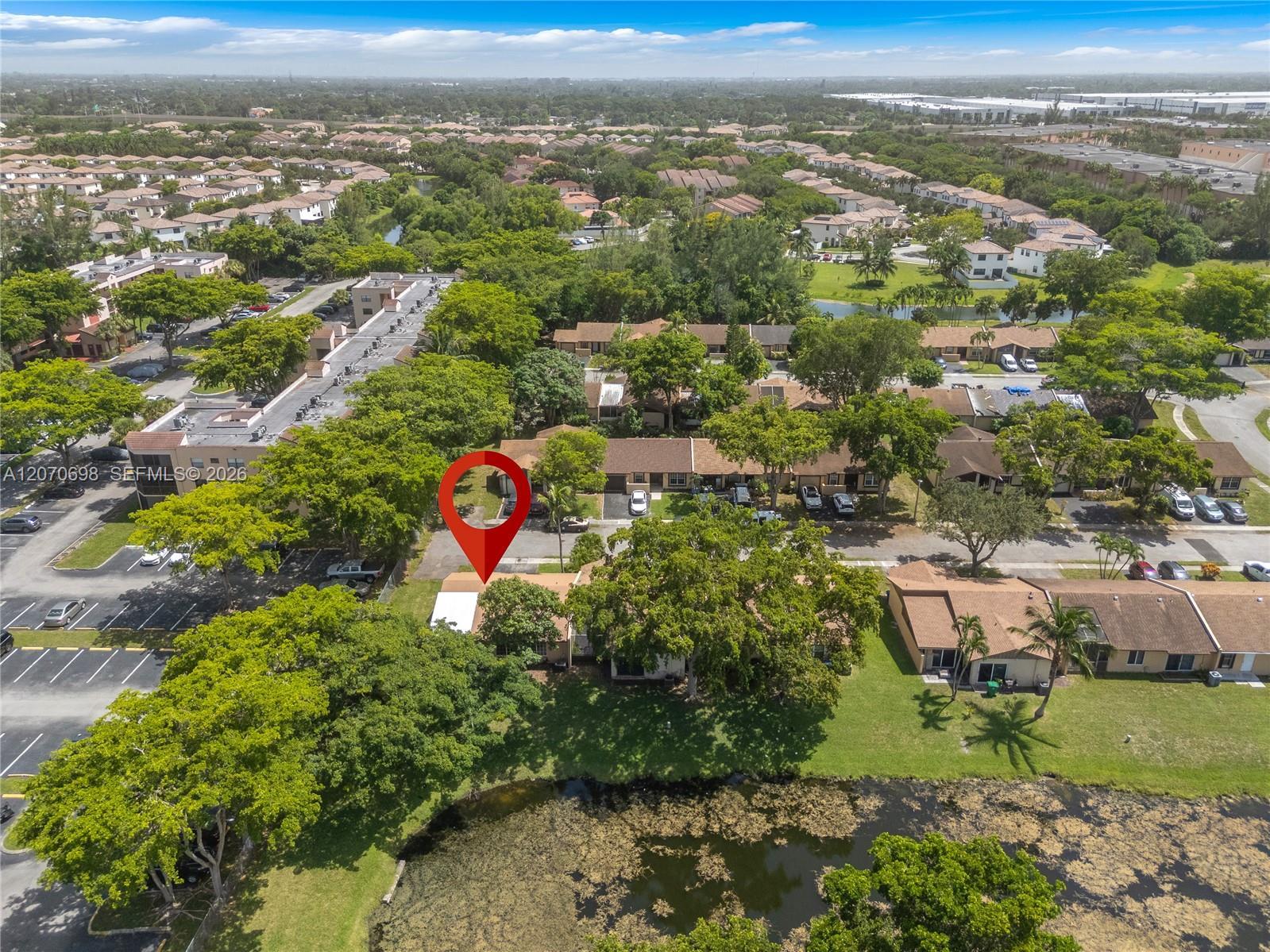 9291 E Elm Ln, Miramar FL 33025 photo 2