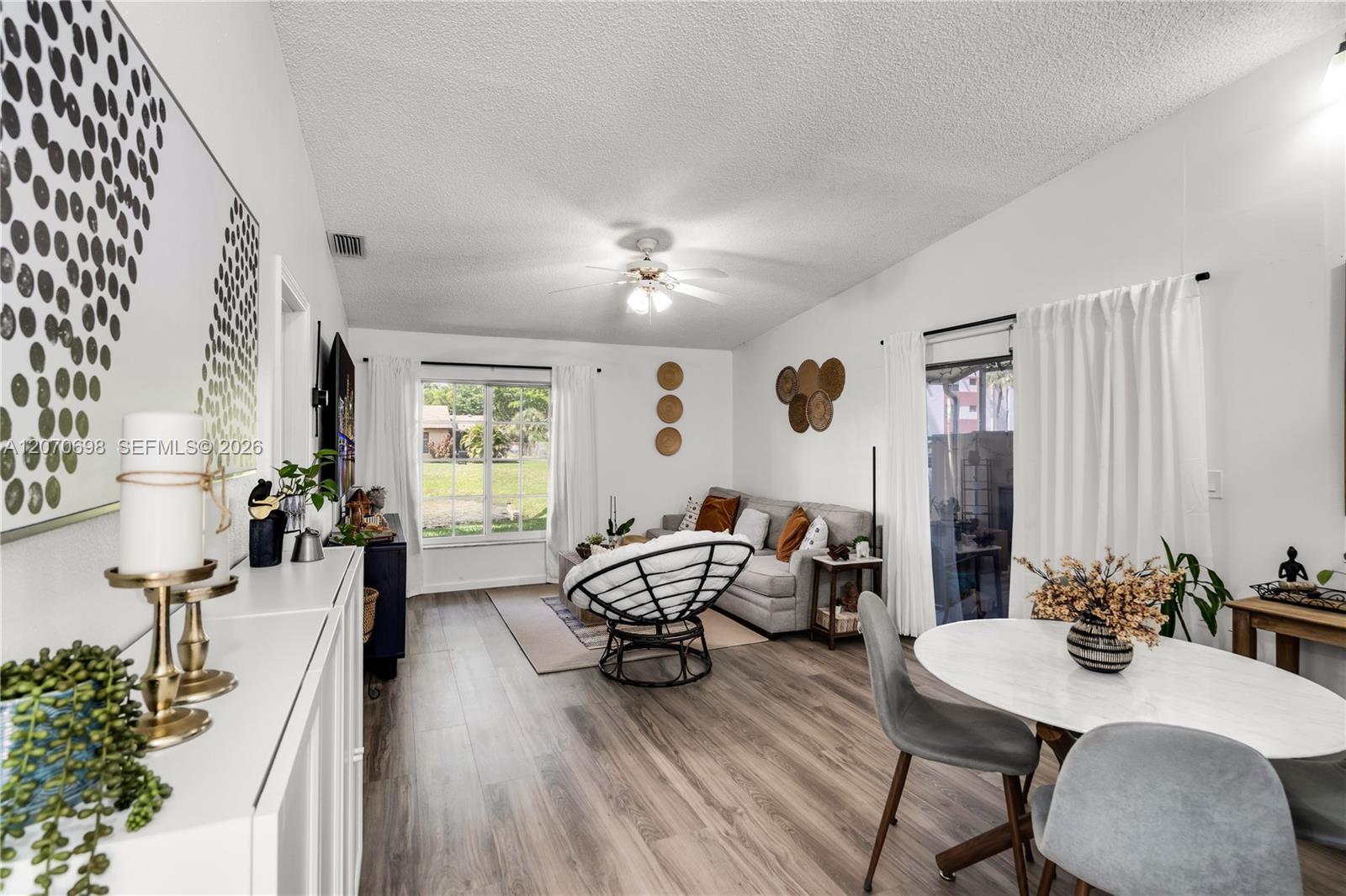 9291 E Elm Ln, Miramar FL 33025 photo 5