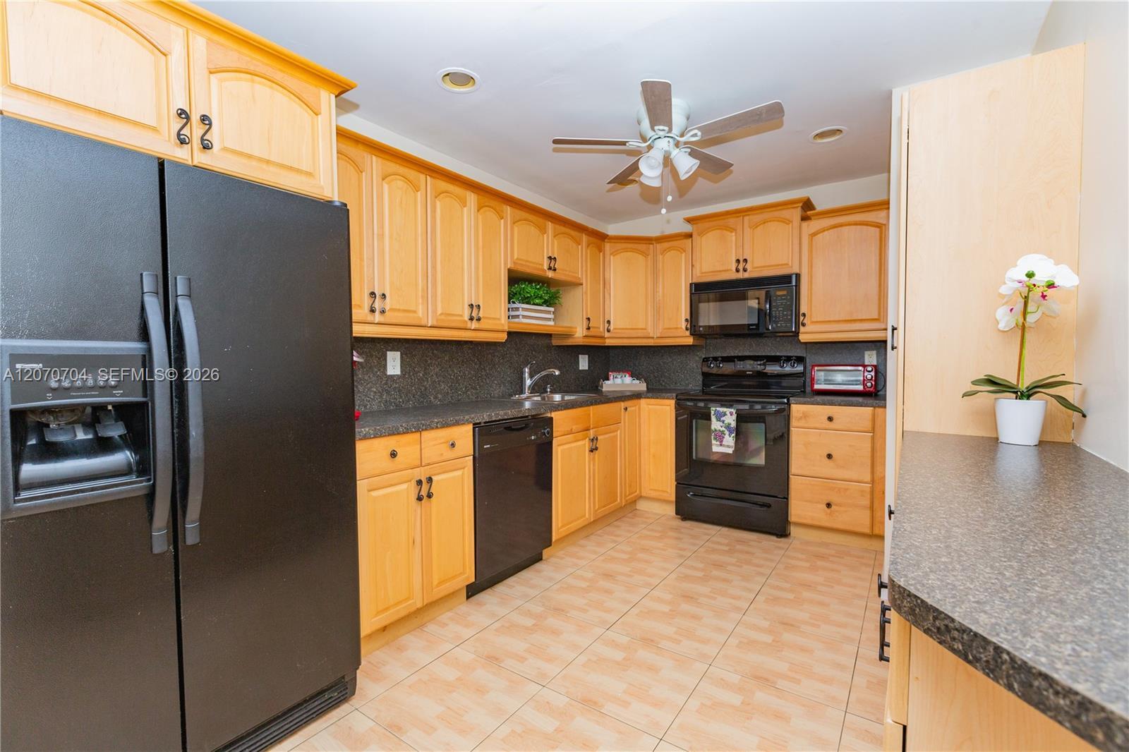 1055 NW 83rd Ave # C47, Plantation FL 33322 photo 2