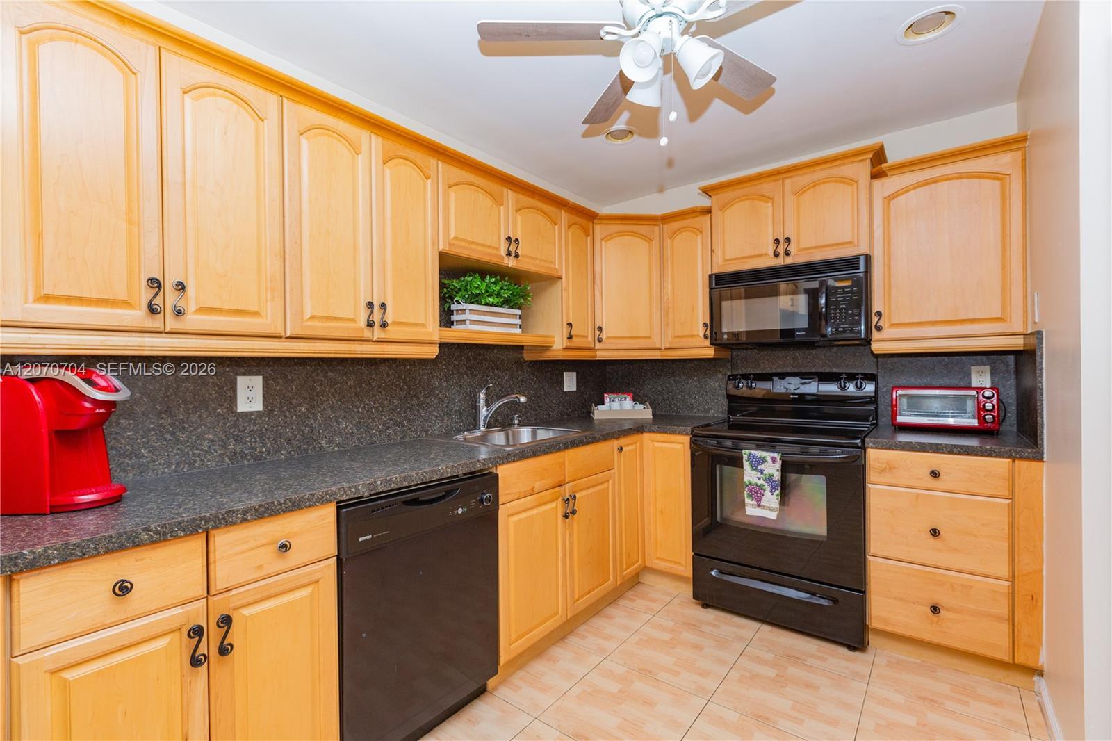 1055 NW 83rd Ave # C47, Plantation FL 33322 photo 3