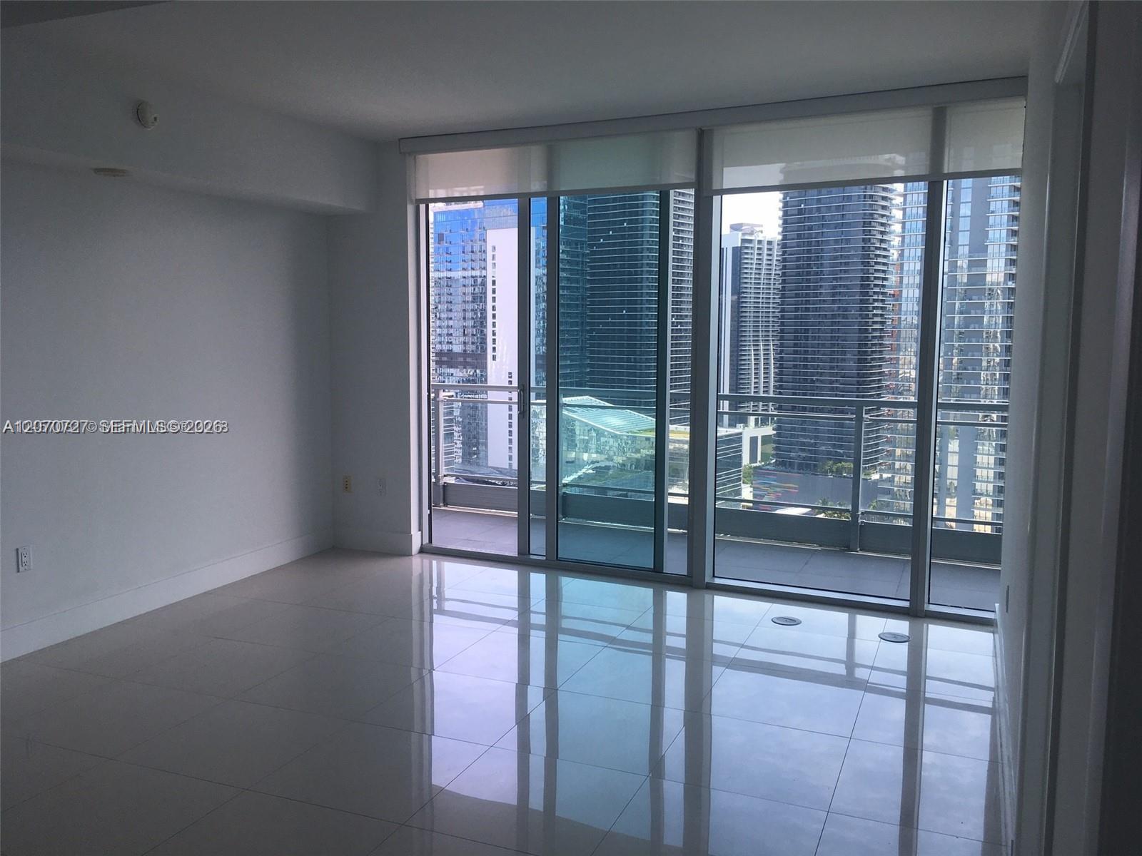 92 SW 3rd St # 3402, Miami FL 33130 photo 4