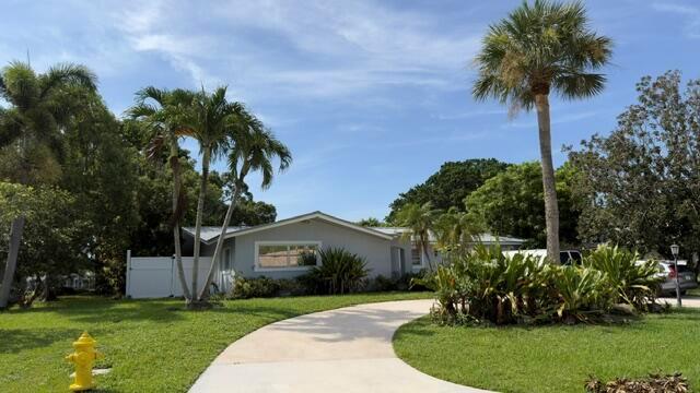 4188 LARCH Avenue, Palm Beach Gardens FL 33418