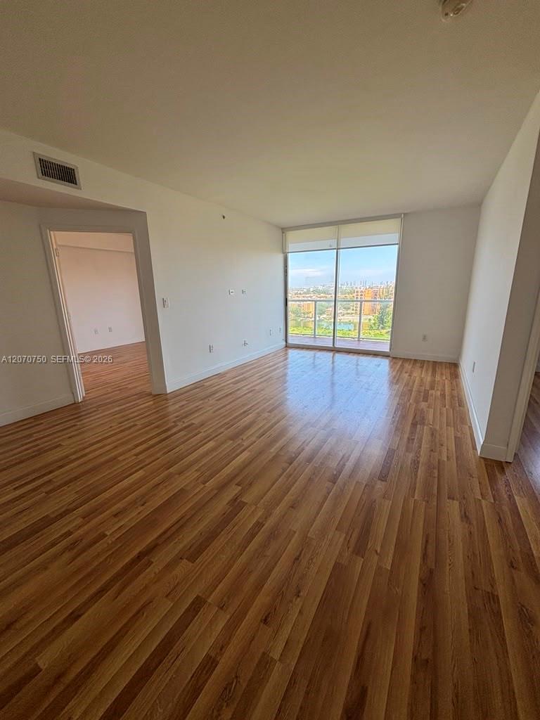 5077 NW 7th St # 917, Miami FL 33126