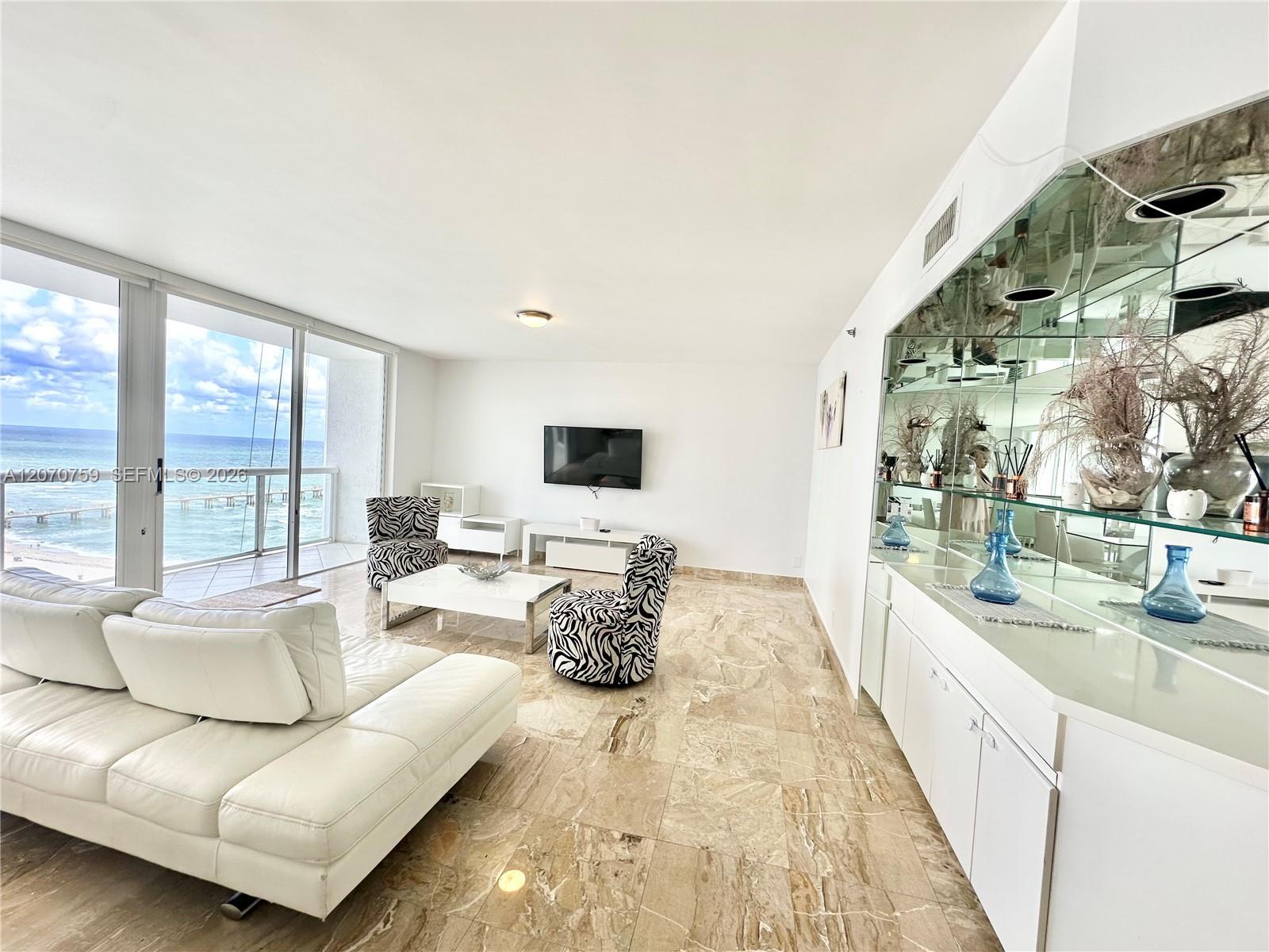 16425 E Collins Ave # 1215, Sunny Isles Beach FL 33160 photo 4