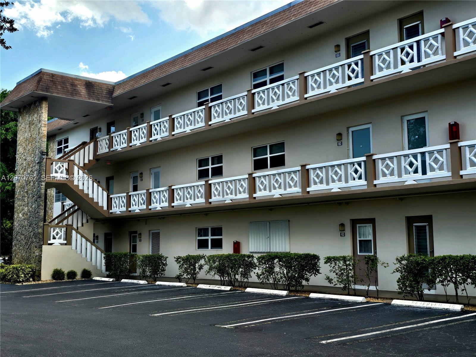 3405 NW 48th Ave # 601, Lauderdale Lakes FL 33319 photo 2
