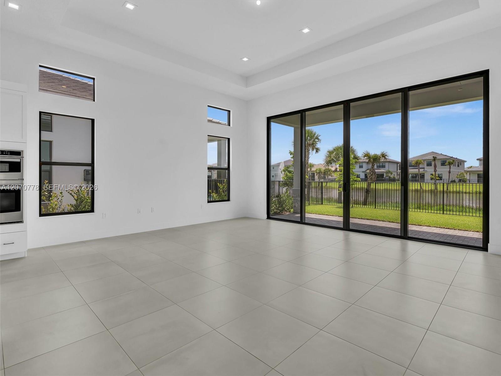 10032 Stockrun Dr, Palm Beach Gardens FL 33412 photo 4
