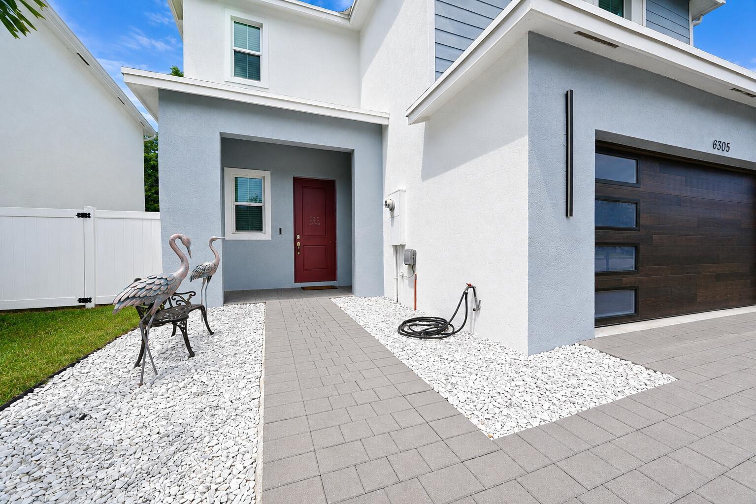 6305 TENOR Drive, West Palm Beach FL 33413 photo 2
