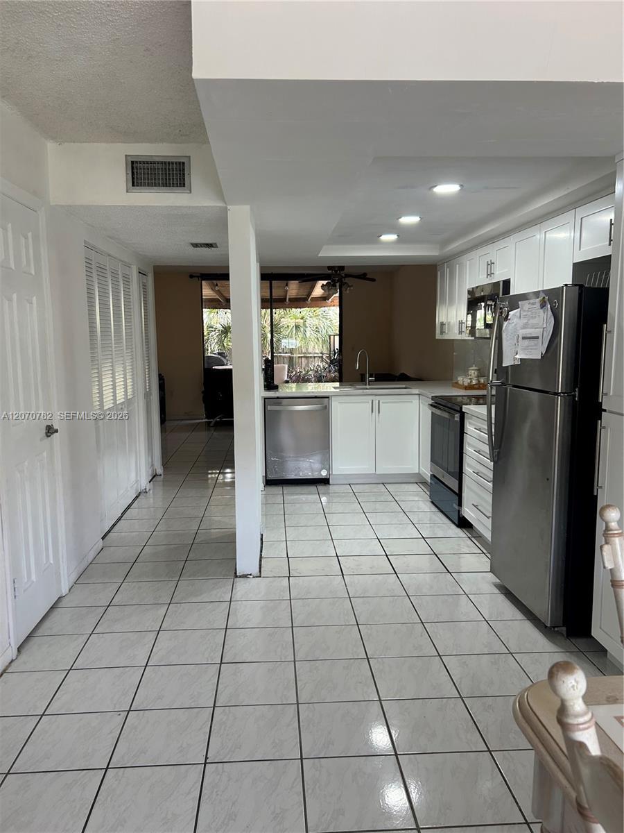 12242 SW 16th Ter # L, Miami FL 33175
