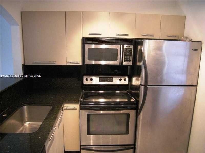 701 Euclid Ave # 403, Miami Beach FL 33139 photo 5