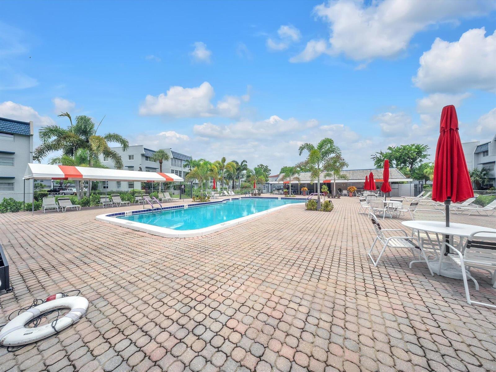 7807 GOLF CIR Drive # 105, Margate FL 33063 photo 2