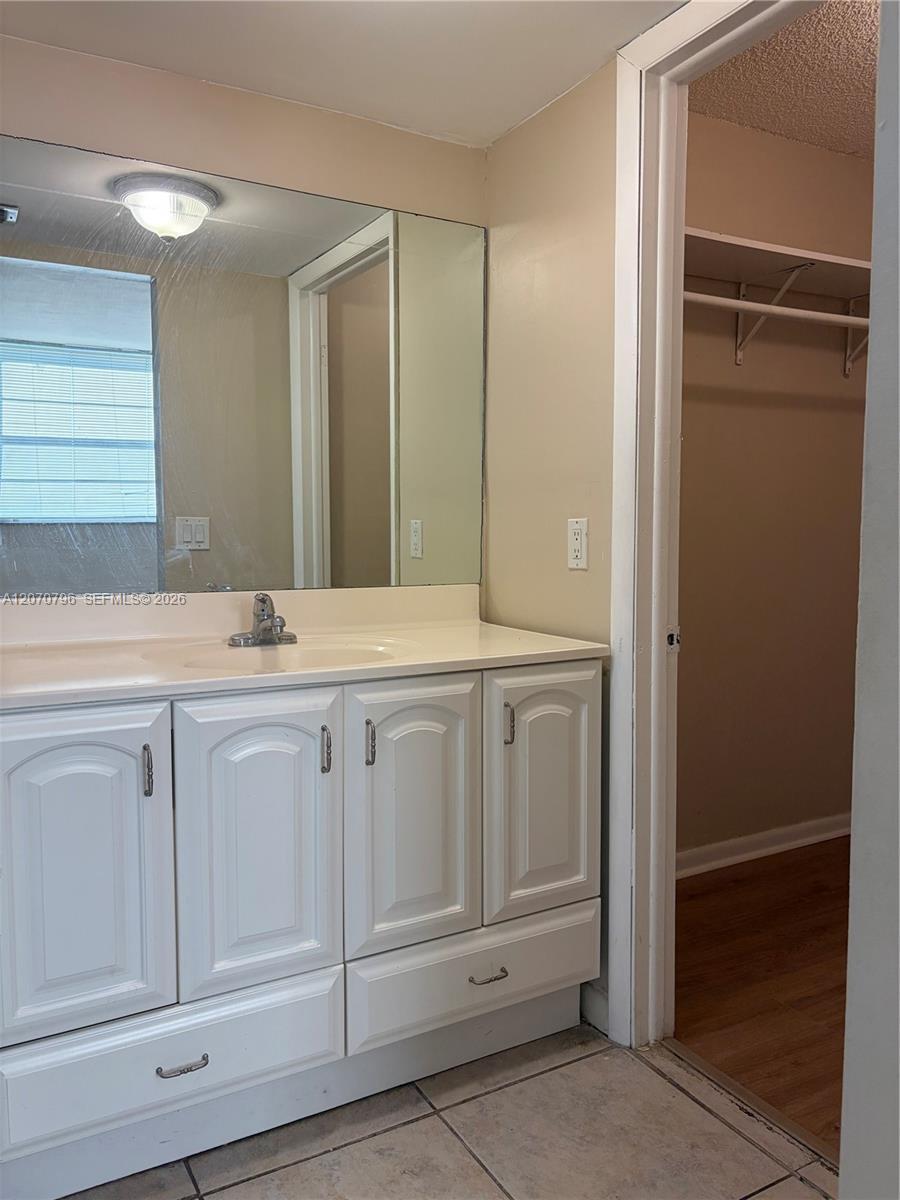 10865 SW 112th Ave # 313, Miami FL 33176 photo 5