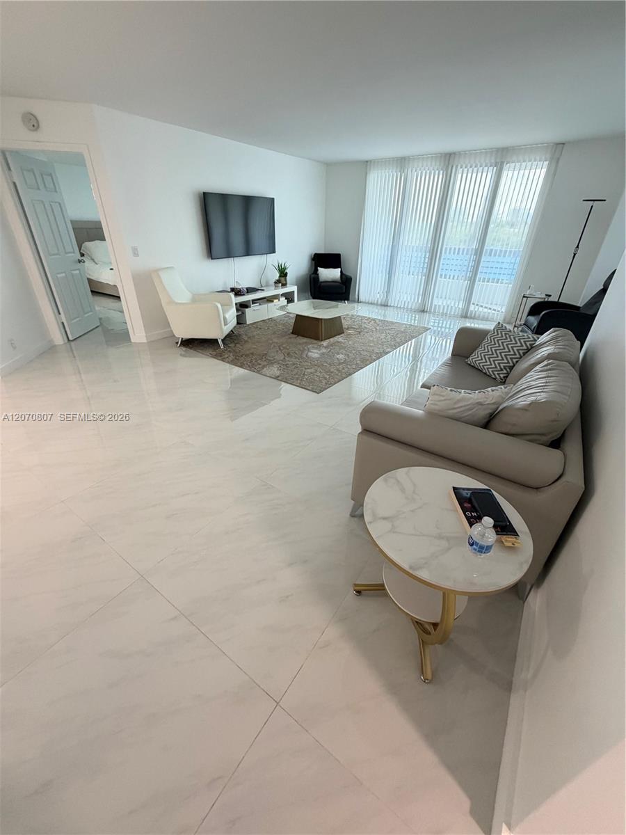 3500 Mystic Pointe Dr # 405, Aventura FL 33180 photo 2
