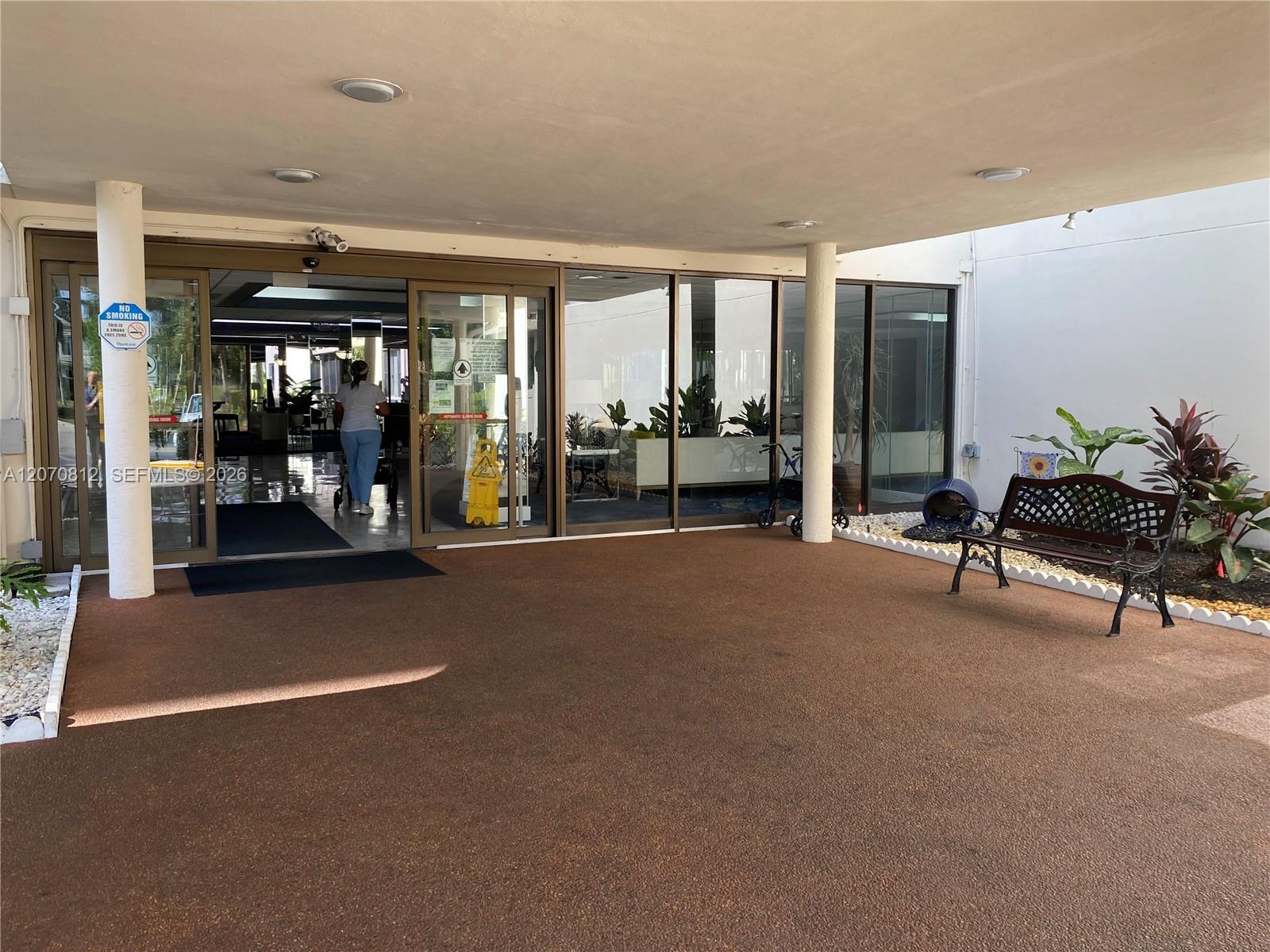 4330 Hillcrest Dr # 1009, Hollywood FL 33021 photo 4