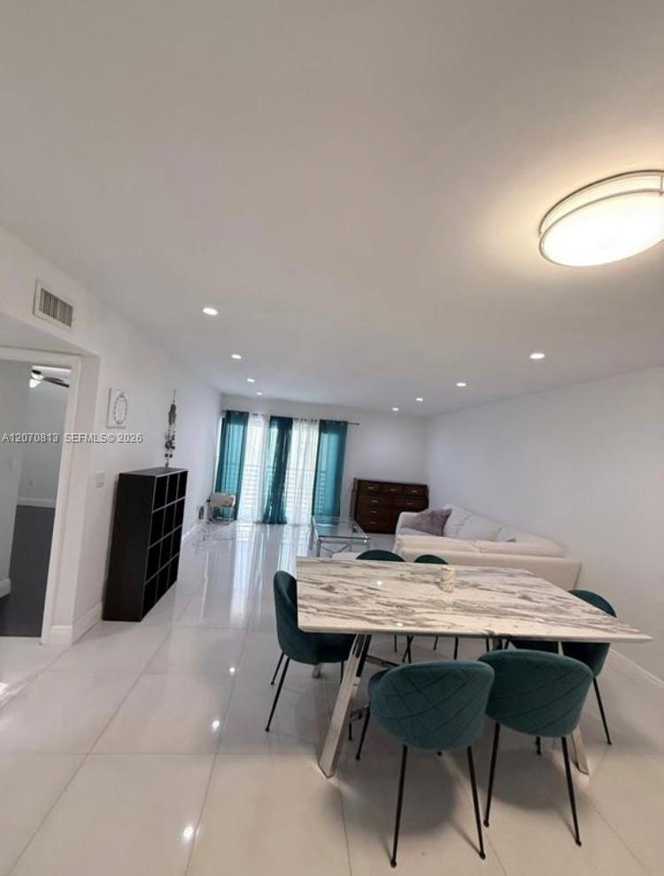4060 N Hills Dr # 31, Hollywood FL 33021 photo 2