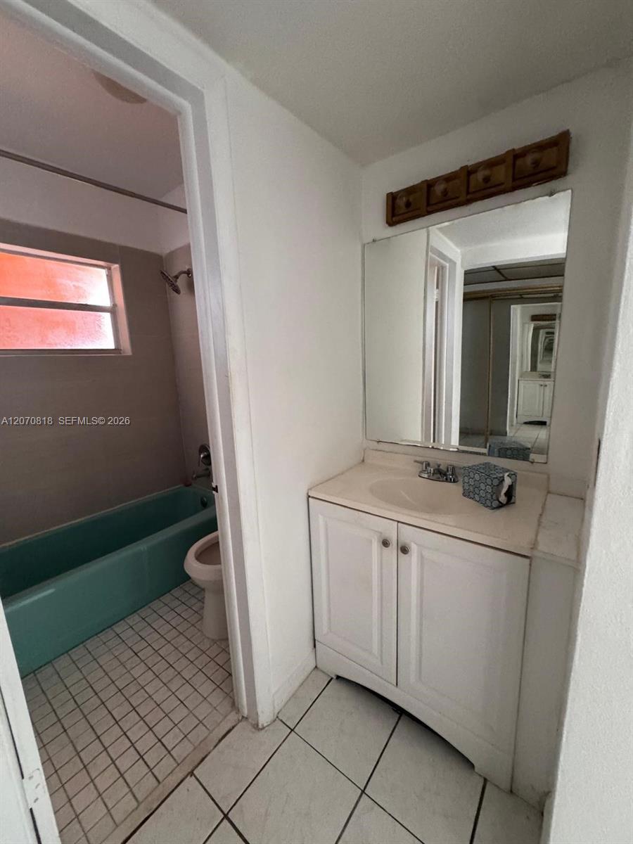 18700 NE 3rd Ct # 626, Miami FL 33179 photo 3