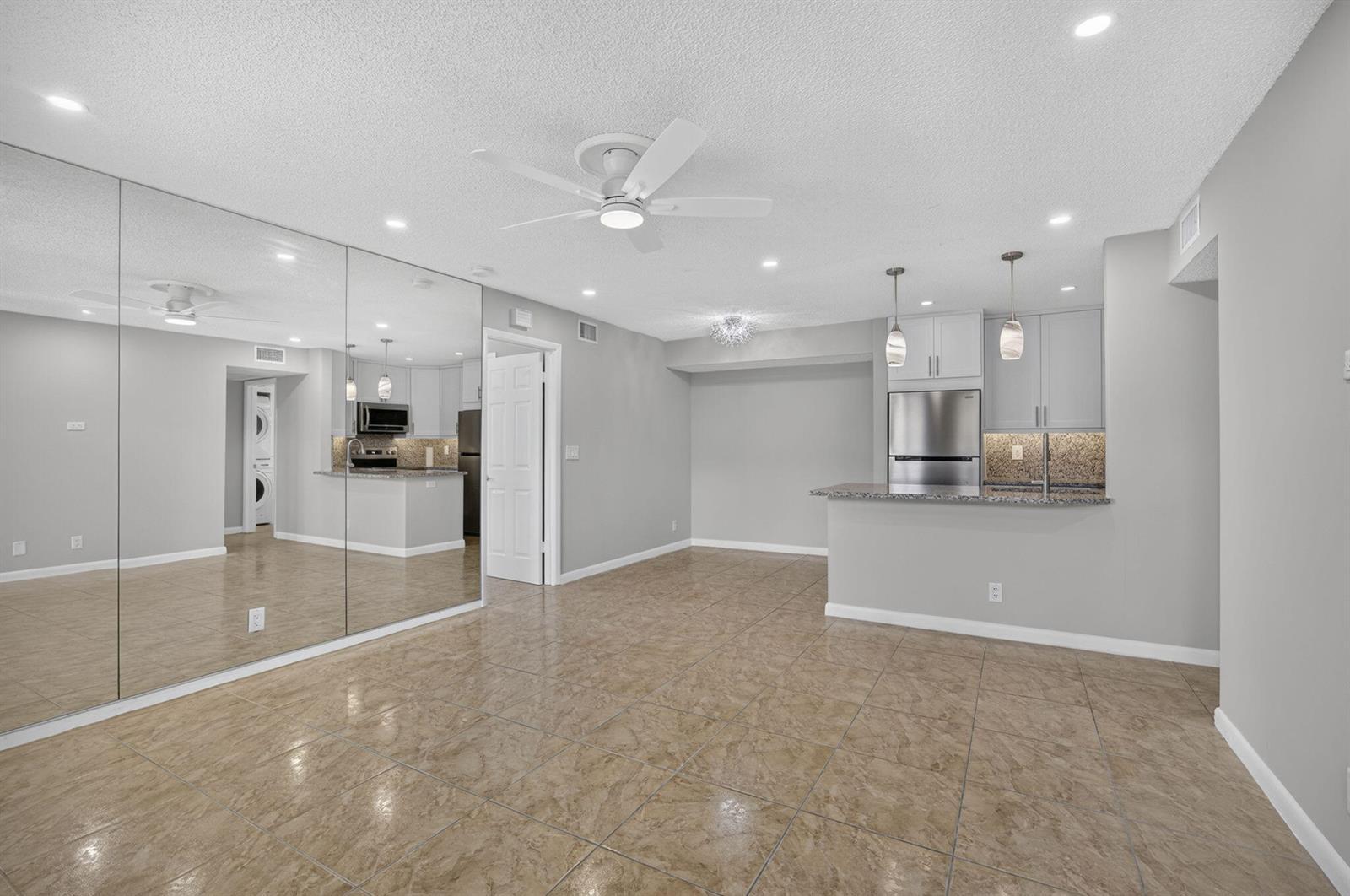 7262 GOLF COLONY Court # 204, Lake Worth FL 33467 photo 4